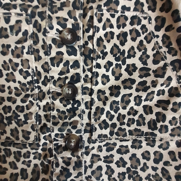 Sold - Picture 3 of 5